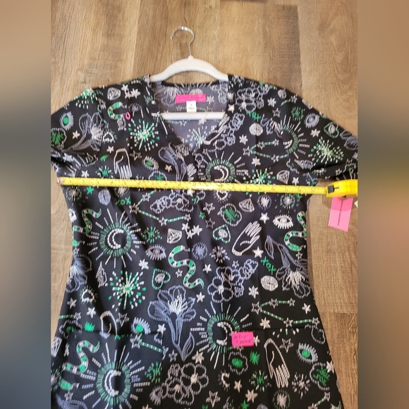 Women's Black Floral Top - Picture 9 of 12